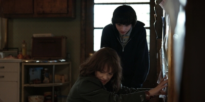 Stranger_Things_S02E05_mp43926.jpg