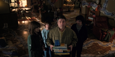 Stranger_Things_S02E05_mp44000.jpg