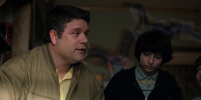 Stranger_Things_S02E05_mp44034.jpg