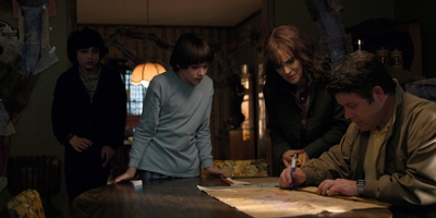 Stranger_Things_S02E05_mp44562.jpg