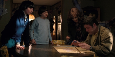 Stranger_Things_S02E05_mp44567.jpg