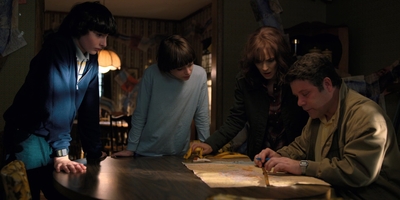 Stranger_Things_S02E05_mp44569.jpg