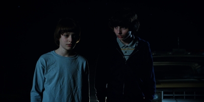 Stranger_Things_S02E05_mp45701.jpg
