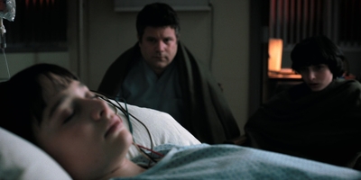 Stranger_Things_S02E06_mp46167.jpg