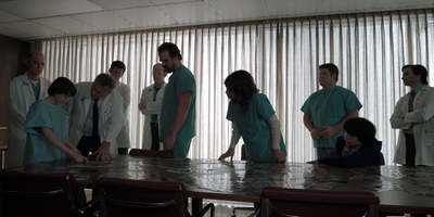 Stranger_Things_S02E06_mp47929.jpg