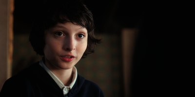 Stranger_Things_S02E07_mp42209.jpg