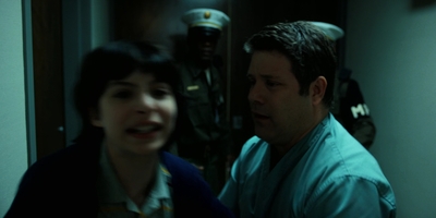 Stranger_Things_S02E08_mp42611.jpg