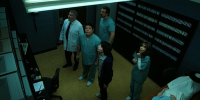 Stranger_Things_S02E08_mp42748.jpg