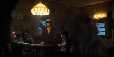 Stranger_Things_S02E08_mp43889.jpg