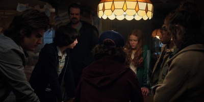 Stranger_Things_S02E08_mp44087.jpg