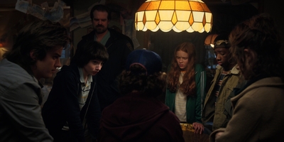 Stranger_Things_S02E08_mp44088.jpg
