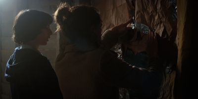 Stranger_Things_S02E08_mp44404.jpg