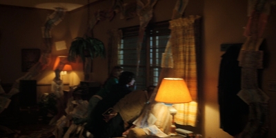 Stranger_Things_S02E08_mp45006.jpg