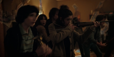Stranger_Things_S02E08_mp45038.jpg