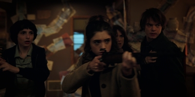 Stranger_Things_S02E08_mp45052.jpg