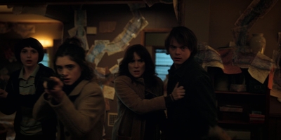 Stranger_Things_S02E08_mp45053.jpg