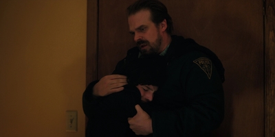 Stranger_Things_S02E09_mp45266.jpg