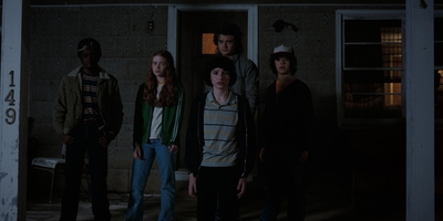 Stranger_Things_S02E09_mp45753.jpg