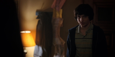 Stranger_Things_S02E09_mp46079.jpg