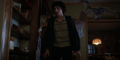 Stranger_Things_S02E09_mp46105.jpg