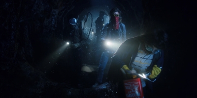 Stranger_Things_S02E09_mp46767.jpg