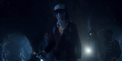 Stranger_Things_S02E09_mp47403.jpg