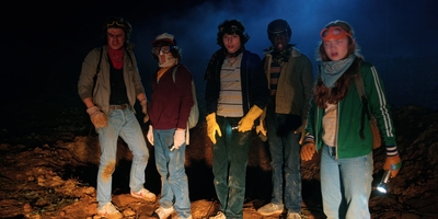 Stranger_Things_S02E09_mp47715.jpg