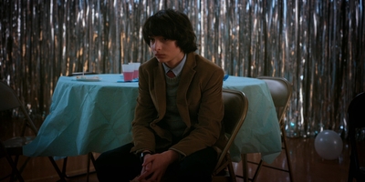 Stranger_Things_S02E09_mp48475.jpg