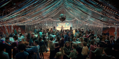 Stranger_Things_S02E09_mp48570.jpg