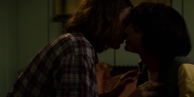 Stranger_Things_S03E01_mp40384.jpg