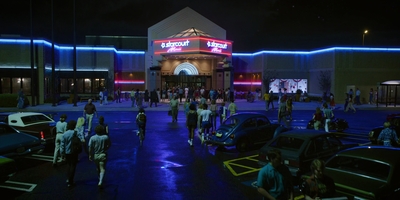 Stranger_Things_S03E01_mp40491.jpg