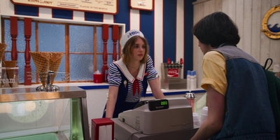 Stranger_Things_S03E01_mp40551.jpg