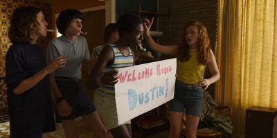 Stranger_Things_S03E01_mp41018.jpg