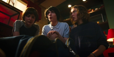 Stranger_Things_S03E01_mp41434.jpg