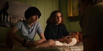 Stranger_Things_S03E01_mp42401.jpg