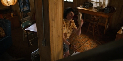 Stranger_Things_S03E02_mp43100.jpg