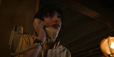 Stranger_Things_S03E02_mp43121.jpg