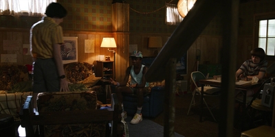 Stranger_Things_S03E02_mp43634.jpg
