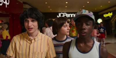 Stranger_Things_S03E02_mp44372.jpg