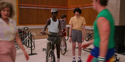 Stranger_Things_S03E02_mp45067.jpg