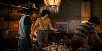 Stranger_Things_S03E03_mp46854.jpg