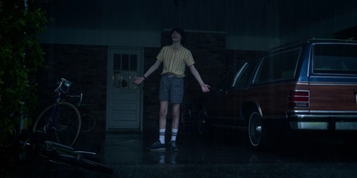Stranger_Things_S03E03_mp46929.jpg