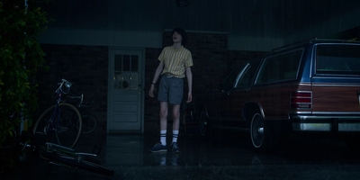 Stranger_Things_S03E03_mp46930.jpg