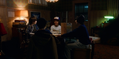 Stranger_Things_S03E03_mp47761.jpg