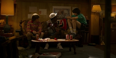 Stranger_Things_S03E04_mp40482.jpg