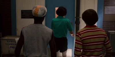 Stranger_Things_S03E04_mp41440.jpg