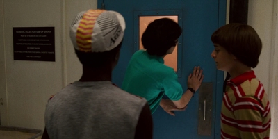 Stranger_Things_S03E04_mp41445.jpg