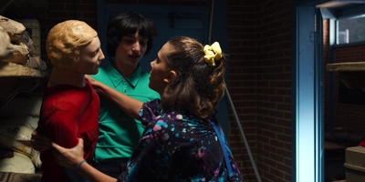 Stranger_Things_S03E04_mp41996.jpg