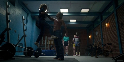 Stranger_Things_S03E04_mp42816.jpg