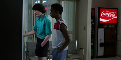 Stranger_Things_S03E05_mp45325.jpg